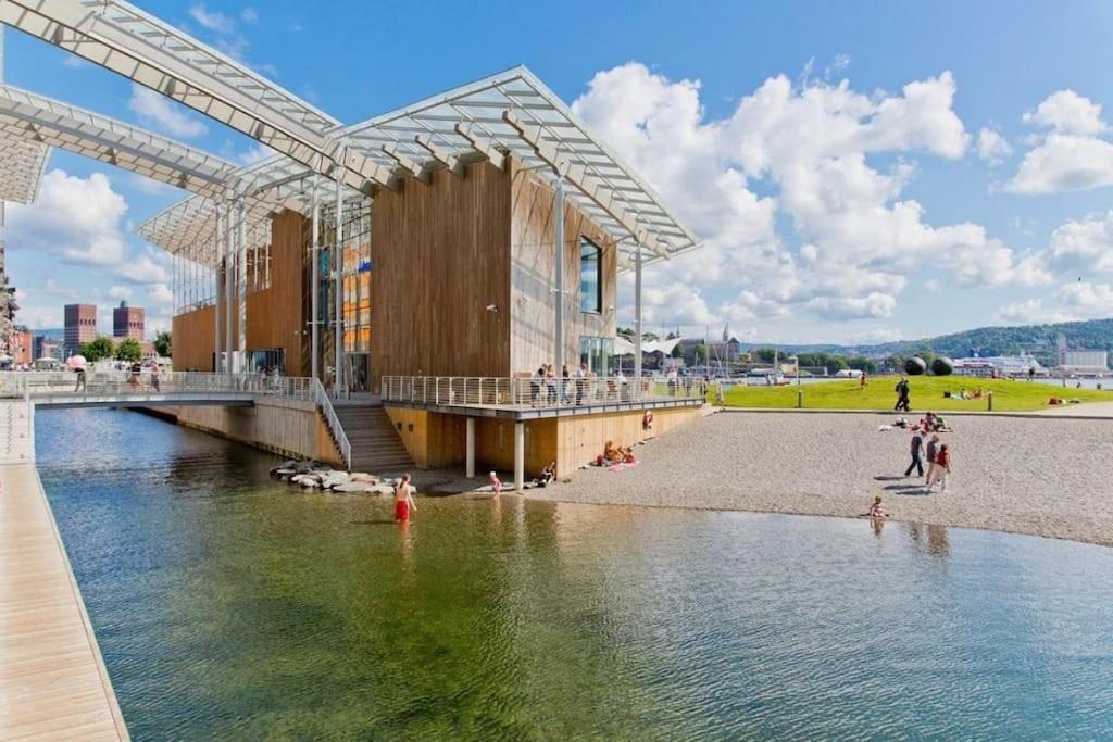 オスロAker Brygge - Sjoside Hjem - Sentral Beliggenhetアパートメント エクステリア 写真